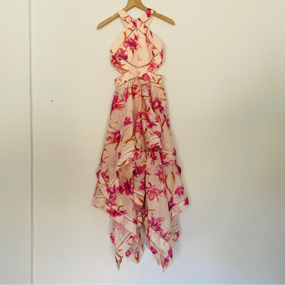SOLD Lulu’s Only a Dream Peach Floral Print Cutout Handkerchief Dress - XS - Picture 8 of 11